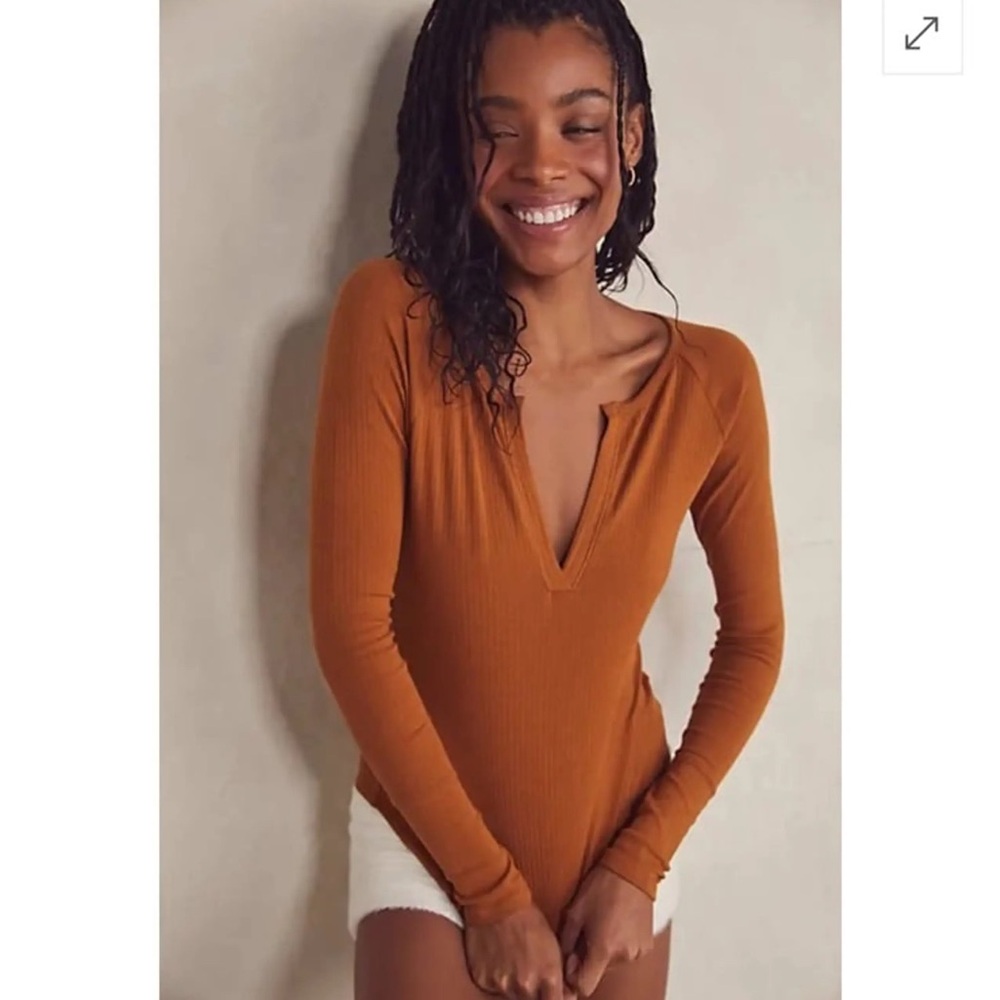 ☃️FREE PEOPLE☃️BILLIE CARAMEL LAYERING TOP❄️